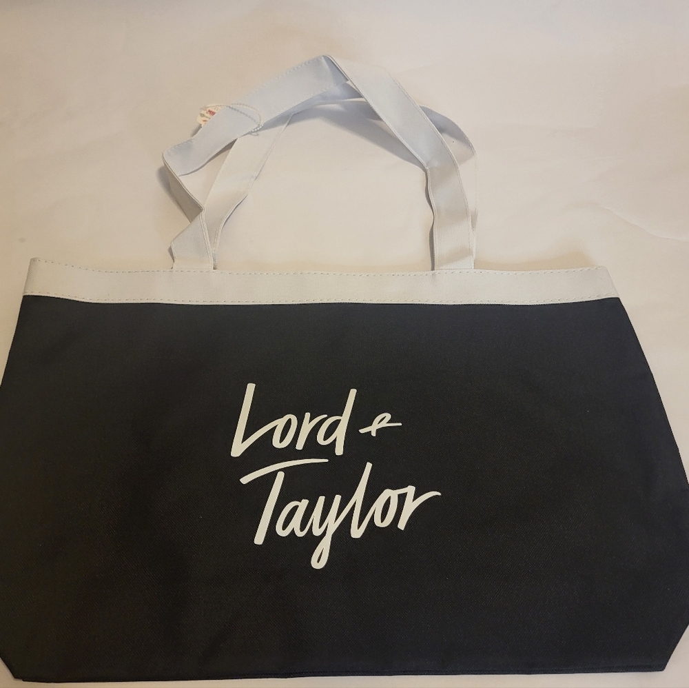 New lord and Taylor tote/cosmetic bag White and black classic
